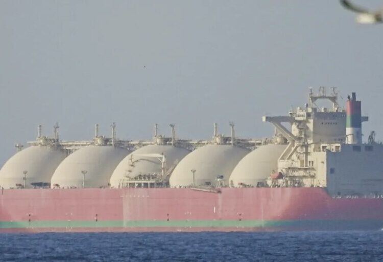 Oil tankers U-turn in Hormuz as U.S.-Iran talks break down