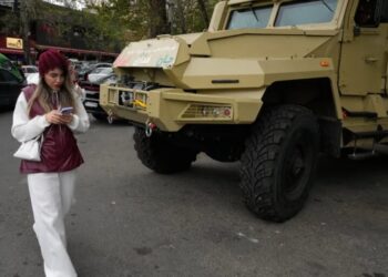 ‘NO PORT in the region will be safe’: Iran responds to Trump blockade with Gulf-wide threat