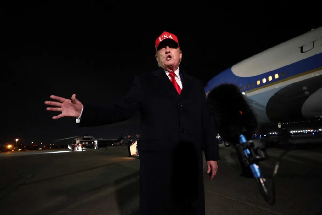 Trump’s bizarre cover story for ‘blasphemous’ meme bewilders: ‘Invoke the 25th Amendment’