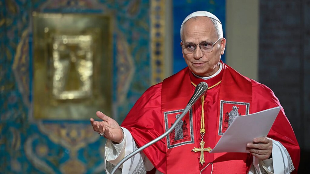 Catholic Leaders in U.S. Condemn Trump for Attack on Pope Leo