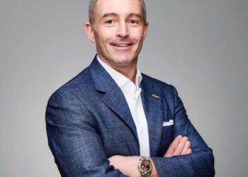 AI agents are acting like employees, but company structures still treat them like software