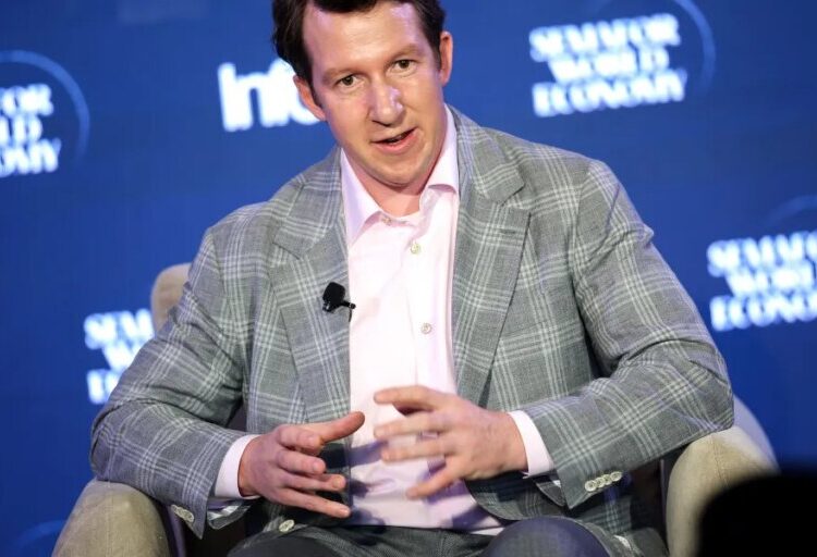 The billionaire Anthropic cofounder who majored in literature and says knowing how to ask the right question beats knowing how to code