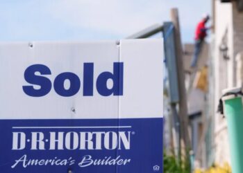 Trump’s White House: America is short 10 million houses