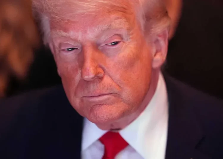 Trump criticized for backing a spy tool he once criticized