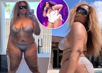 Lizzo shows off 60-pound weight loss with new bikini pics: ‘Whole stomach out all summer’