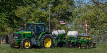 The Iran war’s fertilizer shock is hammering American farmers and 70% can’t afford what they need for this year’s growing season