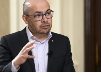 Forget the chatbot wars. Google DeepMind CEO Demis Hassabis is thinking about something far bigger