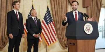 Veteran diplomats stick a knife in Kushner and Witkoff negotiations: ‘They get an F’