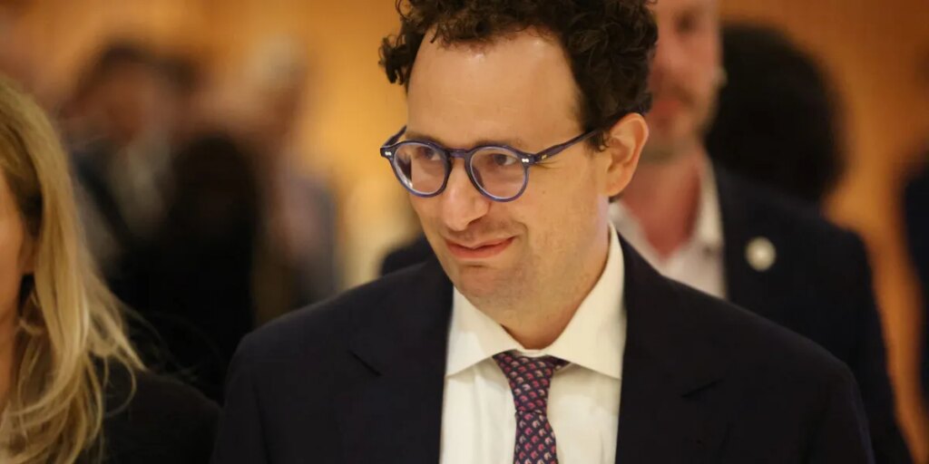 White House chief of staff to meet with Anthropic CEO about dangerous new Mythos model, official says