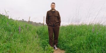 Can Turning Off Your Phone Bring You Closer to God?