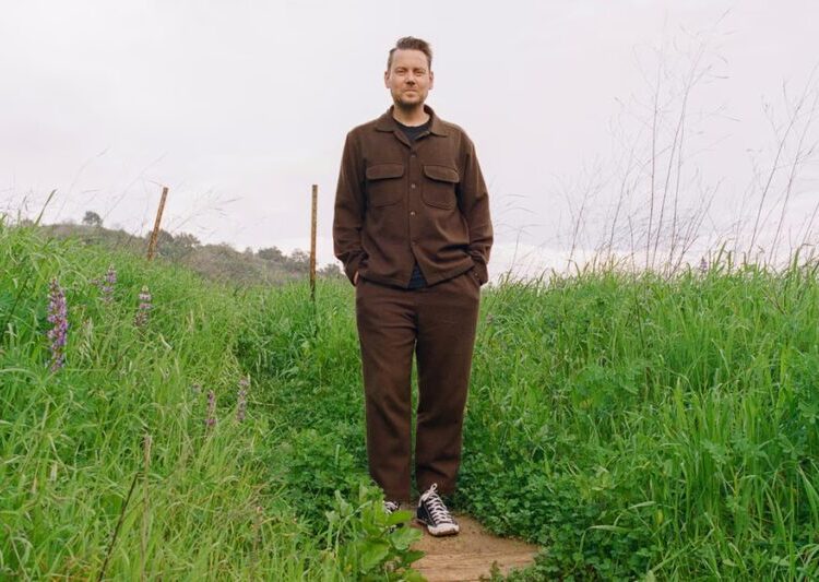 Can Turning Off Your Phone Bring You Closer to God?