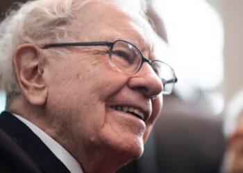 The one metric Warren Buffett says can crash the stock market just hit a dizzying new high