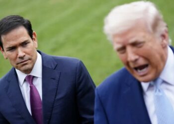 ‘Should I be in a bunker?’ Trump’s frantic posting spree disturbs onlookers