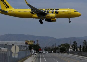 Spirit Airlines looked it was in the clear of reemerging from bankruptcy, but rising fuel costs threaten its exit