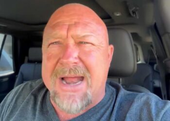 ‘Disaster’: Alex Jones claims Trump is plotting to throw midterms in ‘landslide’