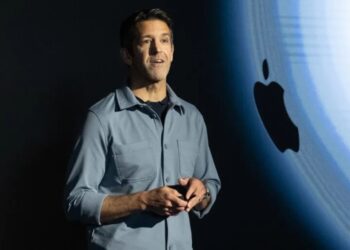 This Apple doesn’t fall far from the tree: Tim Cook is leaving at a peak and John Ternus is exactly the right CEO for the AI era