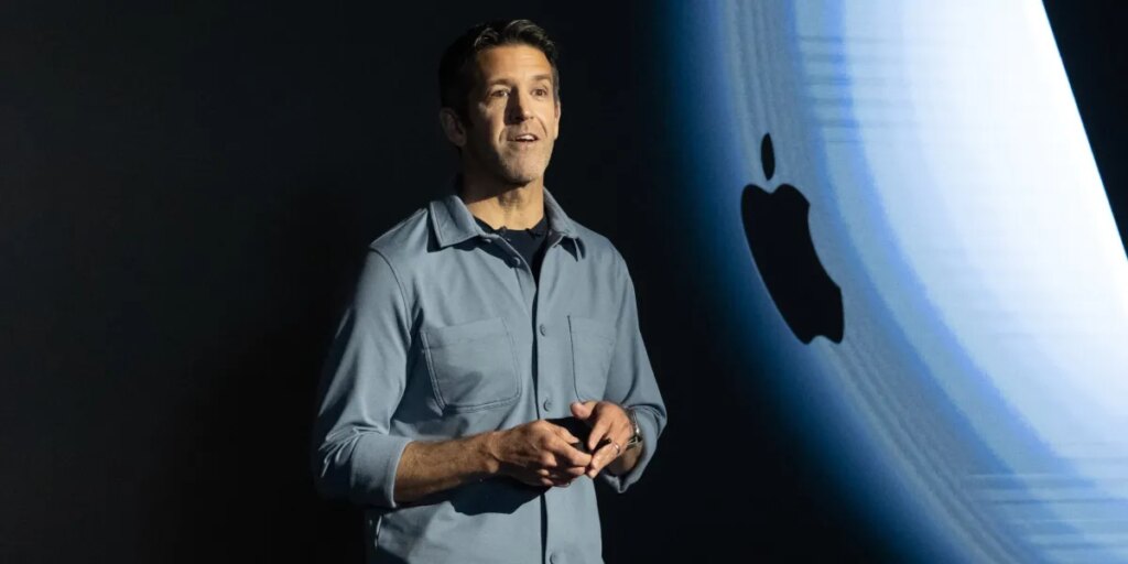 This Apple doesn’t fall far from the tree: Tim Cook is leaving at a peak and John Ternus is exactly the right CEO for the AI era