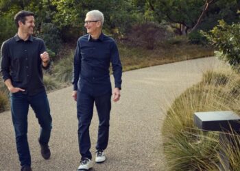 Apple is slipping on Tim Cook’s exit. Wall Street says buy anyway