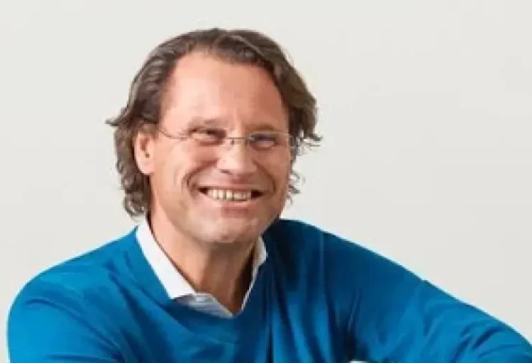 Europe has the talent and dunding to win at AI. First, it needs to break free from the Magnificent Seven