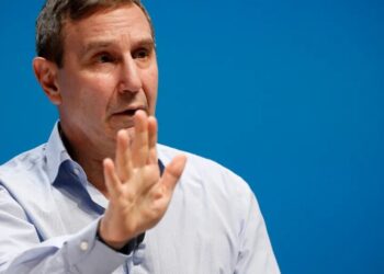 70% of people believe at least one divisive health claim. Science needs a new playbook