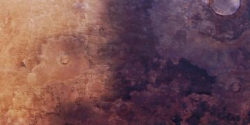 Scientists Puzzled by Huge Shadowy Blight Spreading Across Surface of Mars