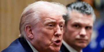 The only three people Trump listens to have him trapped in a ‘quagmire’: MS NOW panel