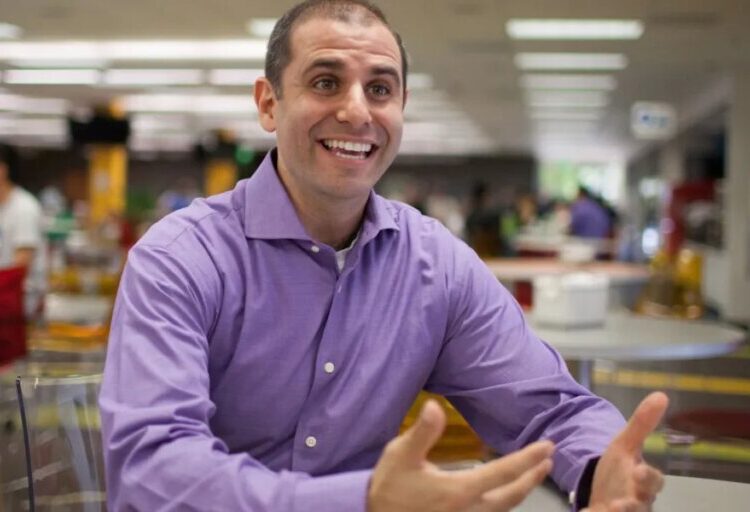LinkedIn’s new CEO Daniel Shapero says the company you keep has a bigger impact on your career than job titles