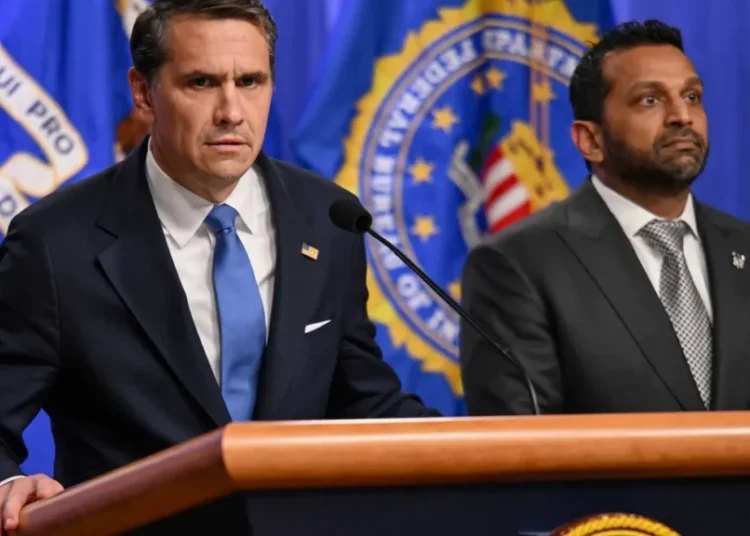 Law enforcement vets shred ‘ludicrous and idiotic’ FBI case that ‘doesn’t pass laugh test’