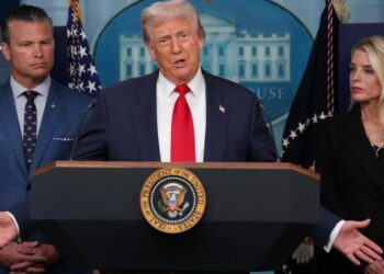 ‘Feel a little shame:’ Ex-Trump aide scolds journalists attending ‘humiliation ritual’