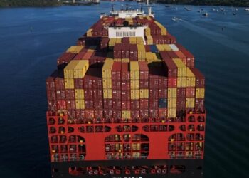 Panama Canal surge pricing: up to $4 million paid out with Strait of Hormuz still closed