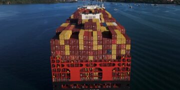 Panama Canal surge pricing: up to $4 million paid out with Strait of Hormuz still closed