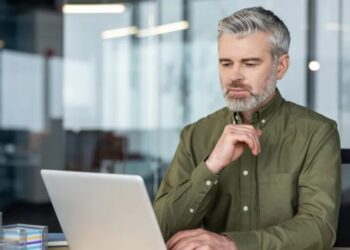 Your shareholder letter sounds like ChatGPT wrote it. This is the four-word phrase giving CEOs away