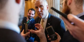 ‘Your move’: All eyes on rogue GOP senator as Trump insists Powell probe ‘not closed’