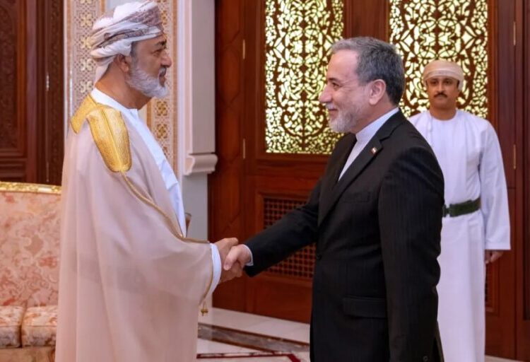 Iran’s foreign minister returns to Pakistan as Islamabad races to save U.S. ceasefire talks while Tehran seeks Hormuz toll with Oman