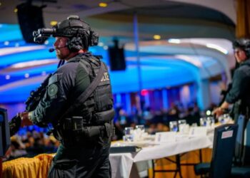 Suspect in DC dinner attack spent several years acquiring guns