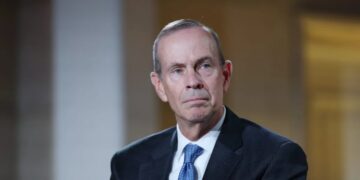 Chevron CEO says Venezuela must do more for oil industry revival