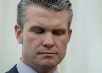 GOP senators turn against Pete Hegseth as he shows same ‘failing grade’ problems as Noem