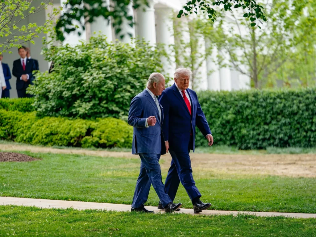 Trump quietly telling insiders to prepare for ‘extended’ blockade of Iran: report