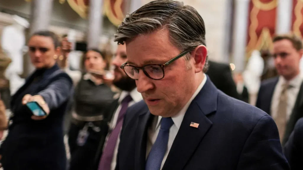 Major House vote falls apart as GOP members stage rebellion