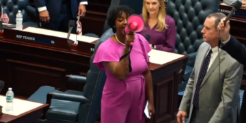 Fuming Dem armed with bullhorn derails red state legislative proceedings
