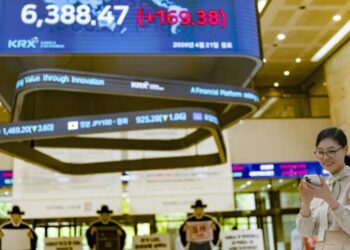 Global investors are shrugging off Iran worries and returning to markets in Asia, the ‘backbone of the whole AI value chain’