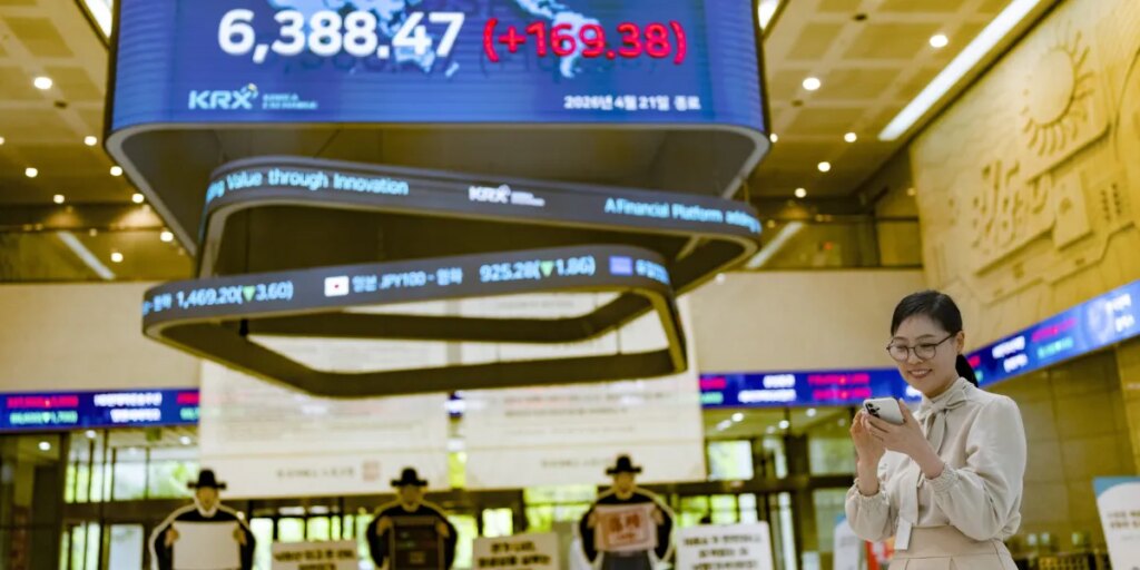 Global investors are shrugging off Iran worries and returning to markets in Asia, the ‘backbone of the whole AI value chain’