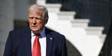 Trump in ‘real trouble’ as new ‘whopping’ bad numbers reveal a major weakness: MS NOW