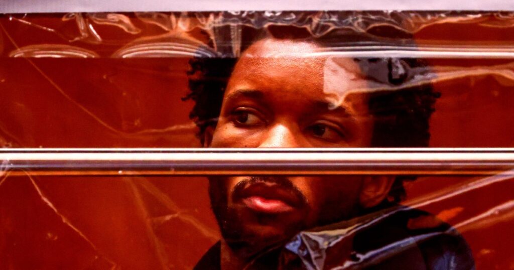 D4vd Bought Chainsaws and Body Bag on Amazon After Murder, Prosecutors Say, in the Most Grisly Case of Internet Brain Rot We’ve Ever Heard