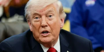 Trump turns against ‘very disloyal’ GOP senator in furious rant: ‘Vote him out of office’