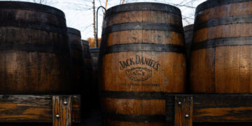 Sazerac Prepares $15 Billion Cash Offer for Maker of Jack Daniels