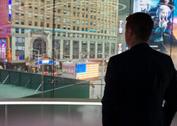 Trying to Explain the Strange Universe of Cryptocurrency