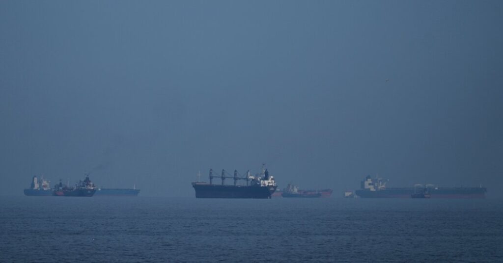 Strait of Hormuz Open During Lebanon Cease-Fire, but U.S. Blockade on Iran Remains