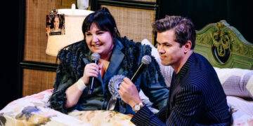 Lena Dunham Brought Her Own Pillows This Time