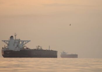 U.S. and Iran Accuse Each Other of Cease-Fire Violations in Strait of Hormuz